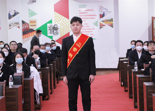 04谢雨洋.jpg 04谢雨洋.jpg