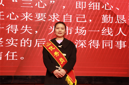 朱莉.jpg 朱莉.jpg